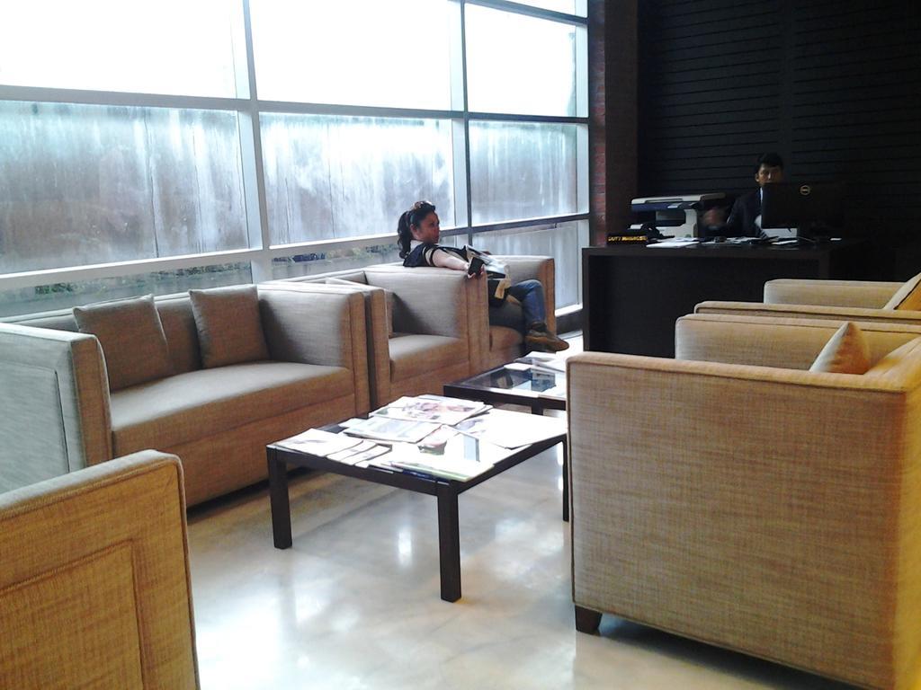 Hotel The Olives Dhaka Esterno foto
