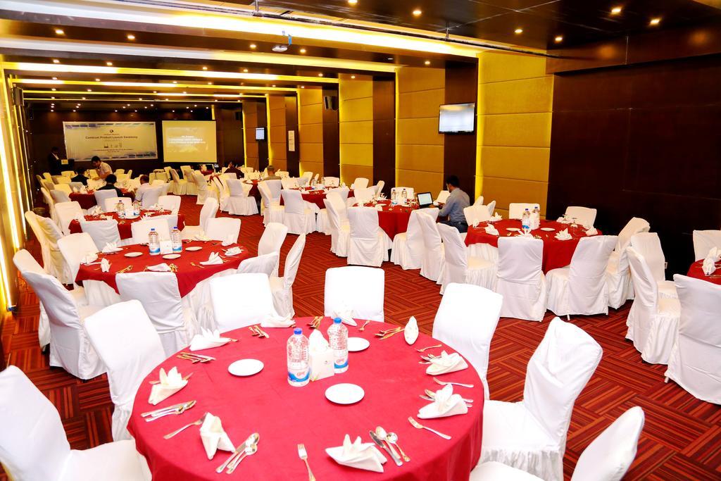Hotel The Olives Dhaka Esterno foto